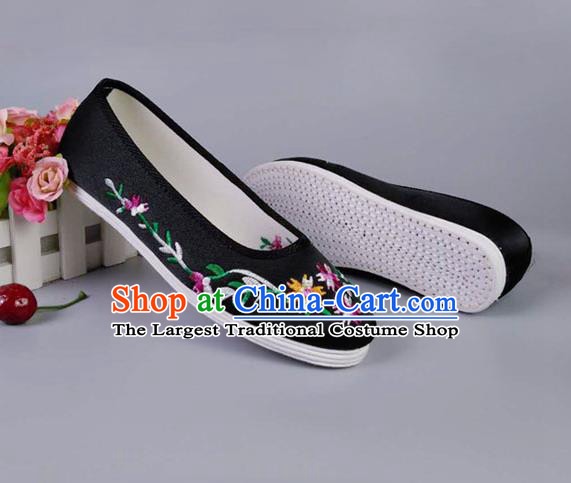 Asian Chinese National Black Satin Shoes Ancient Princess Embroidered Shoes Traditional Hanfu Shoes for Women