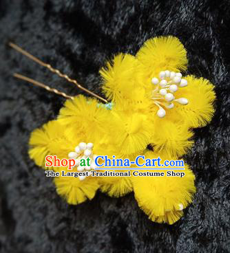 Chinese Handmade Qing Dynasty Court Yellow Plum Velvet Hairpins Traditional Ancient Hanfu Hair Accessories for Women