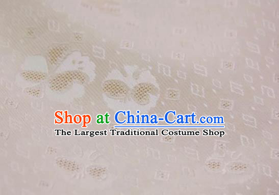 Chinese Traditional Pattern Design Beige Silk Fabric Asian China Hanfu Gambiered Guangdong Mulberry Silk Material