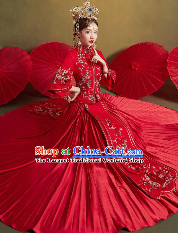 Chinese Traditional Wedding Xiu He Suit Embroidered Peony Red Blouse and Dress Ancient Bride Costumes for Women