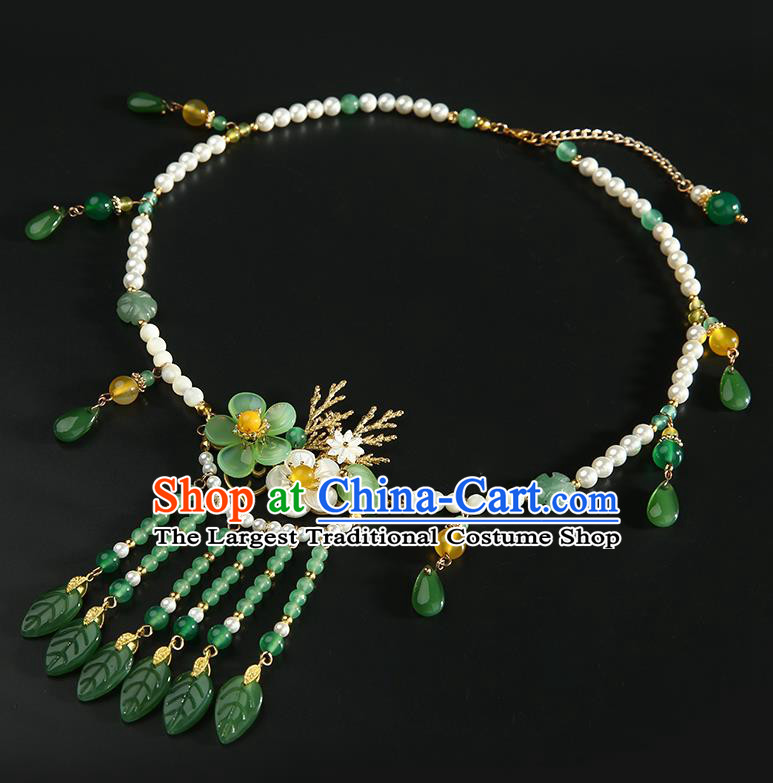 Chinese Handmade Green Beads Tassel Necklet Classical Jewelry Accessories Ancient Hanfu Plum Blossom Necklace for Women