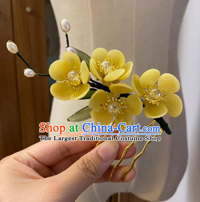 Chinese Classical Yellow Plum Hair Comb Women Hanfu Hair Accessories Handmade Ancient Ming Dynasty Princess Flowers Hairpin