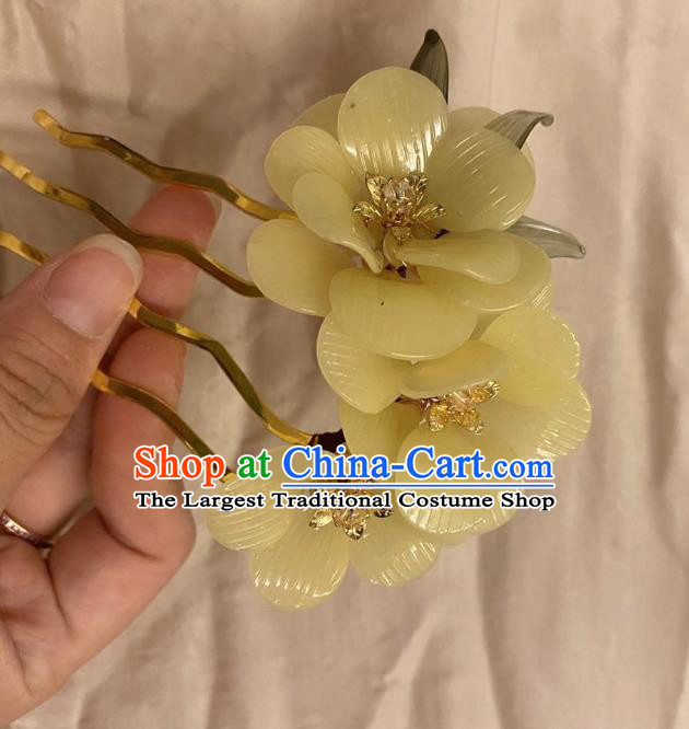 Chinese Ancient Palace Lady Yellow Flowers Hairpins Hair Accessories Handmade Plastic Peach Blossom Hair Comb