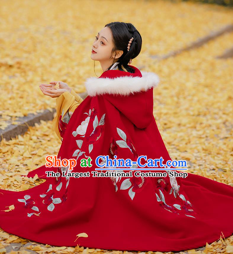 Chinese Ming Dynasty Embroidered Red Cape Costumes Traditional Ancient Princess Garment Hanfu Wool Hooded Cloak for Women