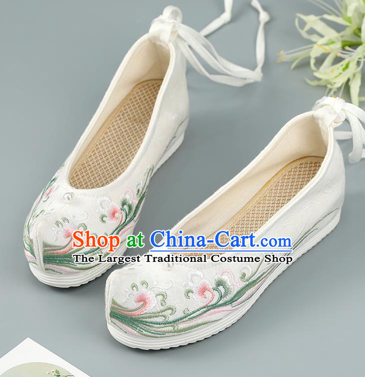 Top China White Embroidered Shoes Handmade National Shoes Traditional Cloth Shoes Hanfu Bow Shoes