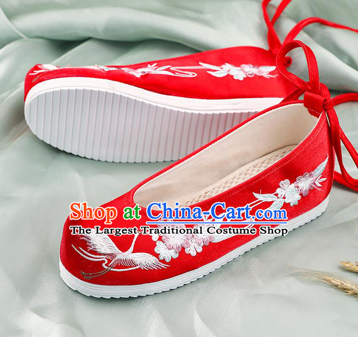 China Handmade Shoes National Shoes Cloth Shoes Traditional Embroidered Crane Plum Shoes Hanfu Red Bow Shoes