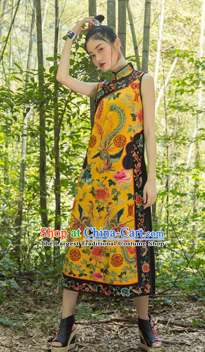 China Tang Suit Classical Phoenix Pattern Cheongsam Yellow Silk Qipao Dress Costume Women Clothing