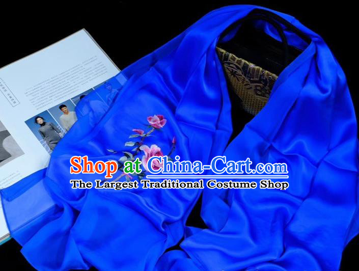 China Embroidered Rose Royalblue Mother Cappa Suzhou Embroidery Craft Traditional Silk Scarf Tippet