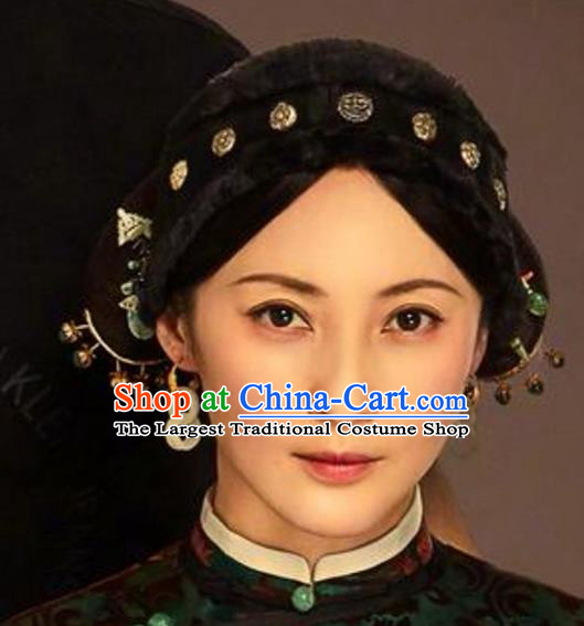 China Ancient Rich Mistress Earrings Handmade Traditional Qing Dynasty Women Jade Ear Accessories