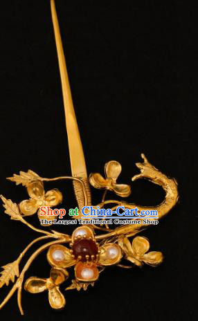 China Traditional Ming Dynasty Court Pearls Hair Stick Handmade Hair Accessories Ancient Queen Golden Plum Blossom Hairpin