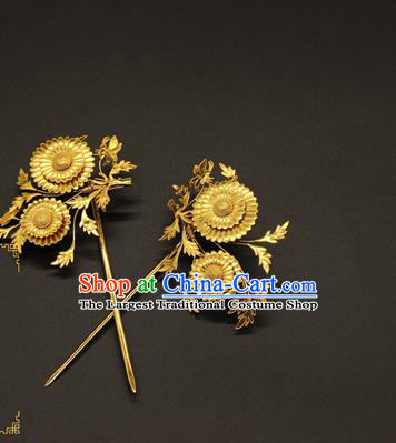 China Traditional Ming Dynasty Palace Hair Accessories Handmade Golden Flowers Hair Stick Ancient Imperial Empress Hairpin