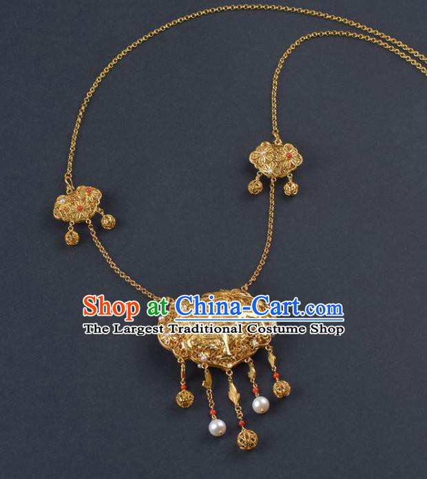 Handmade Chinese Traditional Ming Dynasty Court Golden Necklace Accessories Ancient Empress Jewelry Tassel Longevity Lock