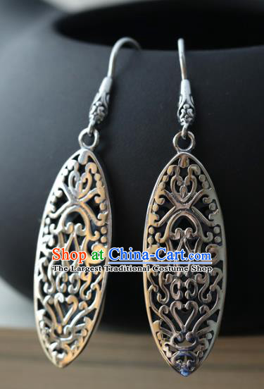 Handmade Chinese Ethnic Earrings Traditional Silver Carving Ear Jewelry Accessories