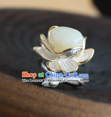 China Handmade Silver Carving Ring Traditional Jewelry Accessories White Jade Lotus Seedpod Circlet