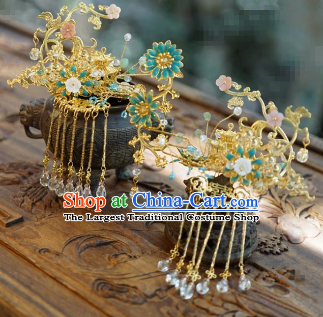 China Ancient Golden Palace Hairpin Traditional Xiuhe Suit Hair Jewelry Accessories Tassel Step Shake