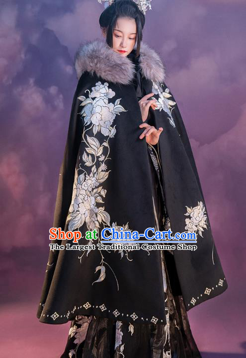 China Ancient Tang Dynasty Imperial Concubine Clothing Embroidered Black Cape Traditional Winter Costume