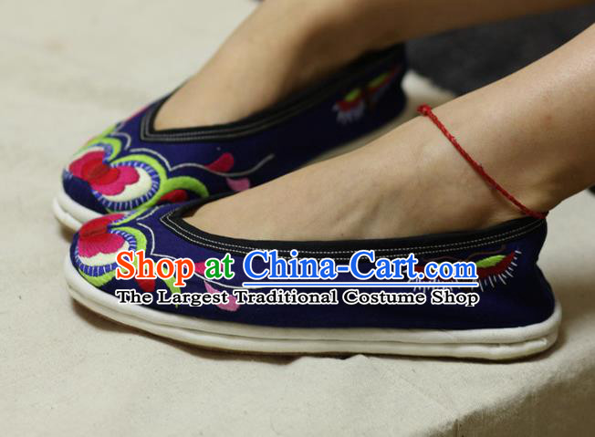 Chinese Traditional National Embroidered Navy Shoes Hanfu Shoes for Women