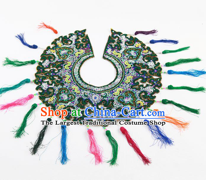 Chinese Traditional Dong Nationality Tassel Green Embroidered Shoulder Accessories Ethnic Embroidery Collar Craft