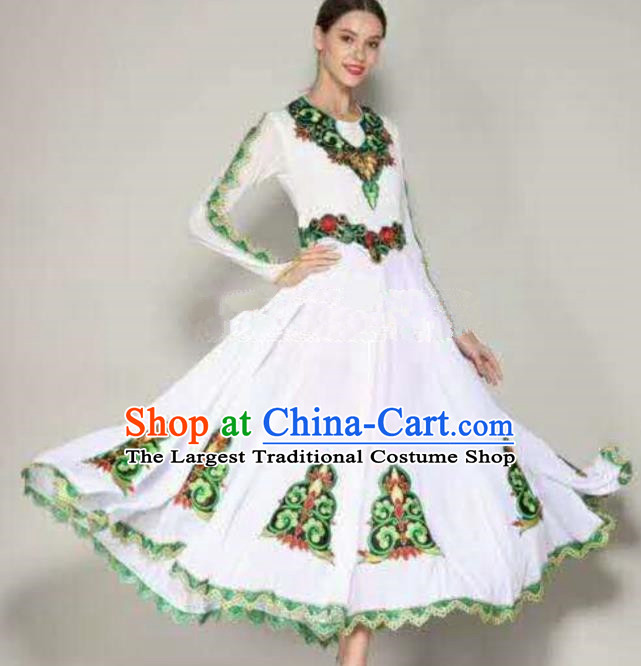 Traditional Chinese Xinjiang Uyghur Nationality Folk Dance White Dress Ethnic Stage Show Costume for Women