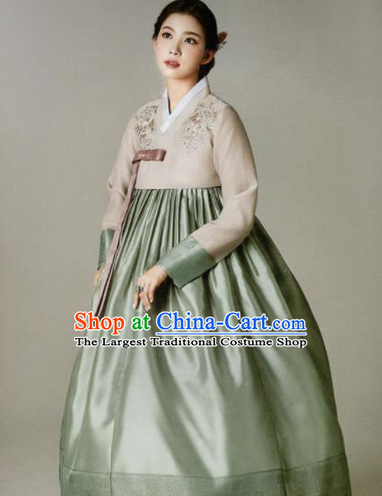 Korean Traditional Hanbok Princess Beige Blouse and Green Satin Dress Outfits Asian Korea Fashion Costume for Women