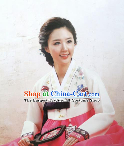 Korean Traditional Mother Hanbok Garment Embroidered White Blouse and Pink Dress Asian Korea Fashion Costume for Women