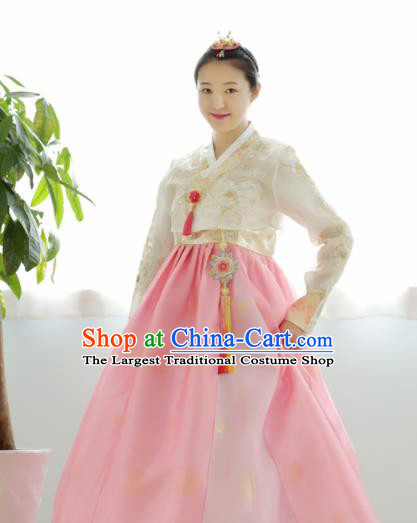 Korean Traditional Court Hanbok Garment White Blouse and Pink Dress Asian Korea Fashion Costume for Women