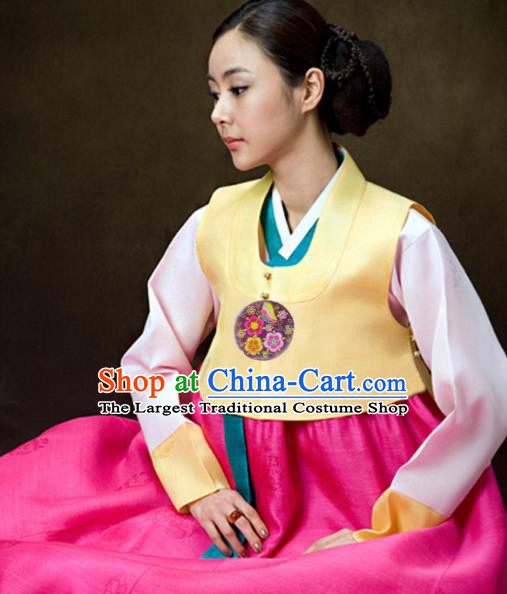 Korean Traditional Hanbok Garment Yellow Vest Blouse and Rosy Dress Asian Korea Fashion Costume for Women