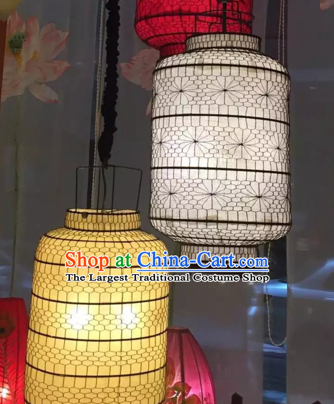 Free Worldwide Delivery Tube Shape Traditional Yellow Chinese Classical Handmade Iron Mesh Lantern Palace Lanterns