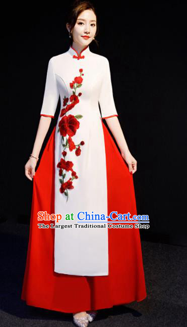 Chinese Spring Festival Gala Embroidered Red Peach Blossom Middle Sleeve Qipao Dress Traditional Compere Cheongsam Costume for Women