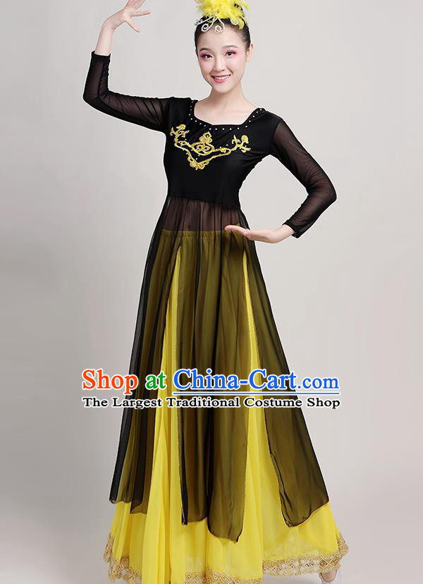 Chinese Traditional Xinjiang Uyghur Nationality Yellow Dress Uigurian Ethnic Folk Dance Costume for Women