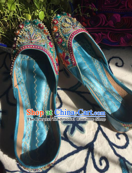 Asian India Traditional Bride Embroidered Blue Leather Shoes Indian Handmade Shoes for Women