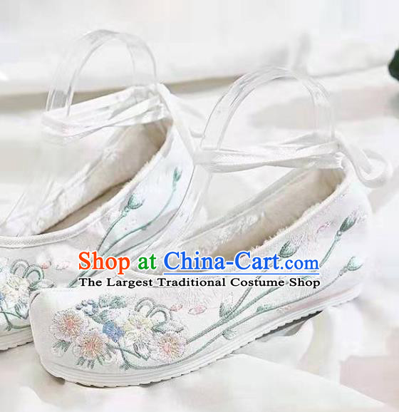 Chinese Embroidered Flowers White Shoes Hanfu Shoes Women Shoes Opera Shoes Princess Shoes