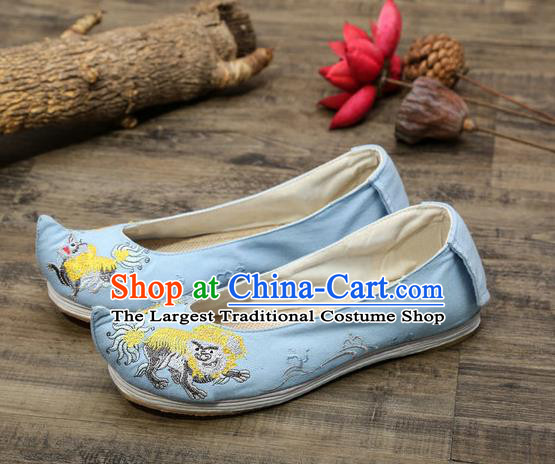 Chinese Embroidered Lion Blue Shoes Hanfu Shoes Women Shoes Opera Shoes Princess Shoes