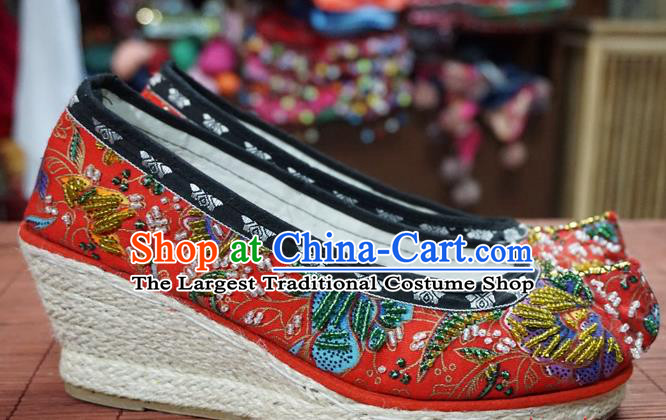 Traditional Chinese Ethnic Embroidered Beads Red Shoes Handmade Yunnan National Shoes Wedding Shoes for Women