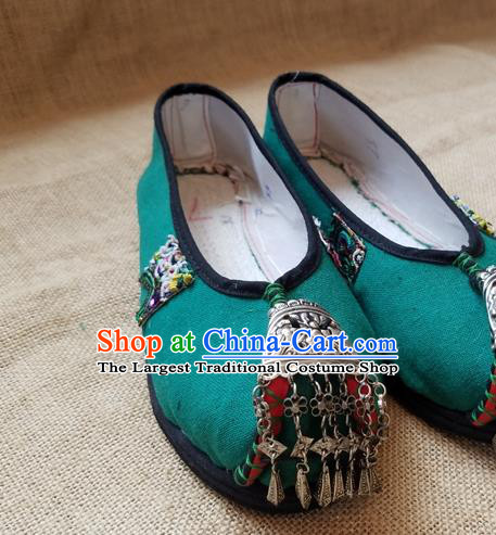 Traditional Chinese Handmade Ethnic Silver Tassel Green Shoes Yunnan National Shoes Embroidered Shoes for Women