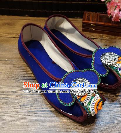 Traditional Chinese Ethnic Silver Blue Shoes Embroidered Shoes Yunnan National Wedding Shoes for Women