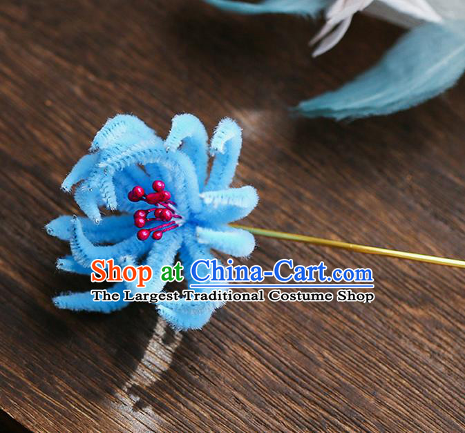 Chinese Traditional Hanfu Blue Velvet Chrysanthemum Hairpins Ancient Qing Dynasty Hair Accessories for Women