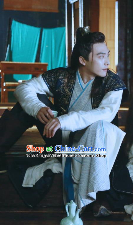 Chinese Ancient Swordsman Clothing Historical Drama Tao Hua Jie Costume and Headpiece for Men