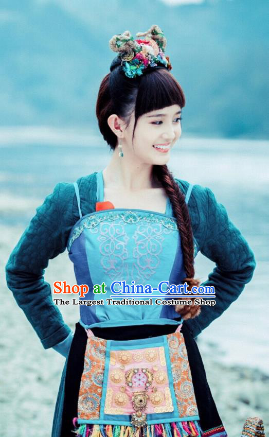 Chinese Ancient Young Lady Shao Zi Dress Historical Drama Demon Catcher Costume and Headpiece for Women