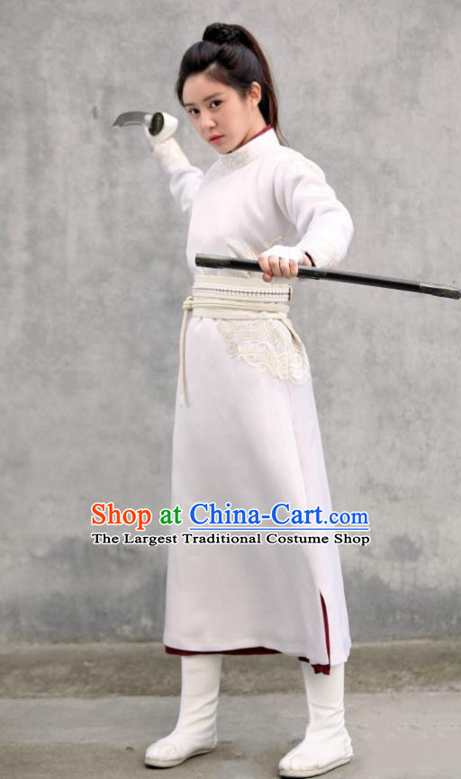 Chinese Ancient White Garment Ming Dynasty Swordswoman Dress Costumes and Headpieces Drama Legend of the Concubinage Xia Ping Apparels