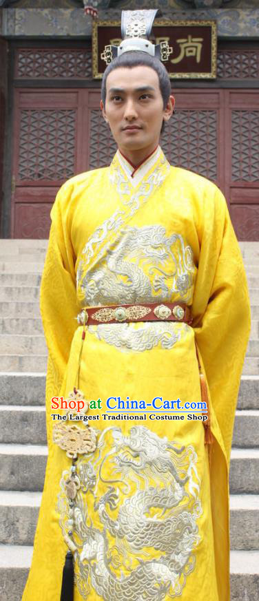 Chinese Ancient Emperor Imperial Garment Clothing and Headwear Drama The Empress Ling Xuan Apparels