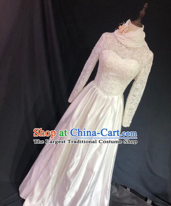 Top Grade Bride White Lace Satin Wedding Dress Bridal Full Dress Wedding Costume for Women