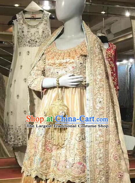 Indian Traditional Wedding Golden Embroidered Lehenga Dress Asian Hui Nationality Bride Costume for Women