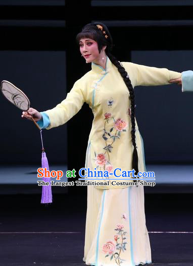 Chinese Shaoxing Opera Hua Tan Young Lady Yellow Dress Costumes and Hair Accessories Ling Long Nv Yue Opera Actress Garment Apparels