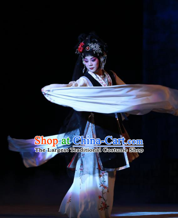 Chinese Beijing Opera Young Female Apparels Costumes and Headdress Wu Long Yuan Traditional Peking Opera Hua Tan Yan Xijiao Dress Actress Garment