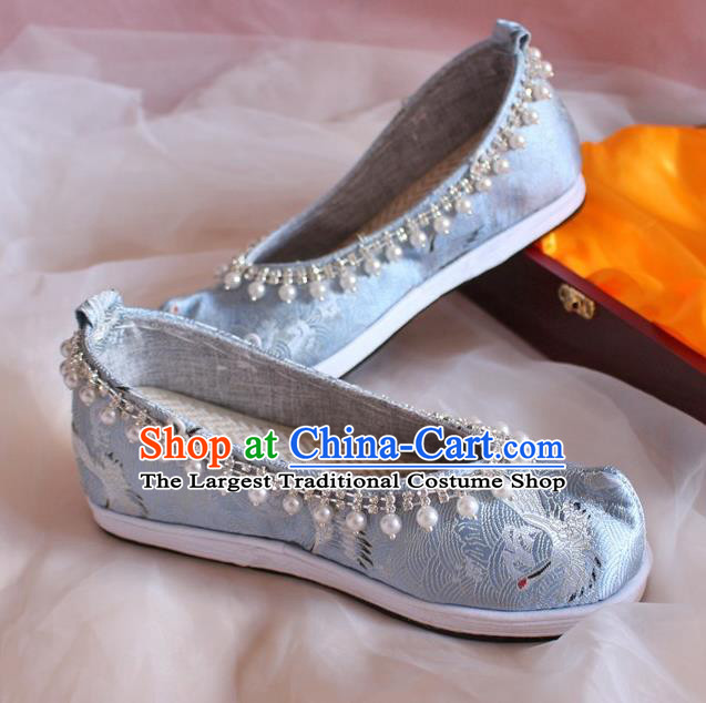 Chinese Handmade Light Blue Satin Shoes Traditional Pearls Hanfu Shoes Women Embroidered Shoes Ancient Princess Wedding Shoes