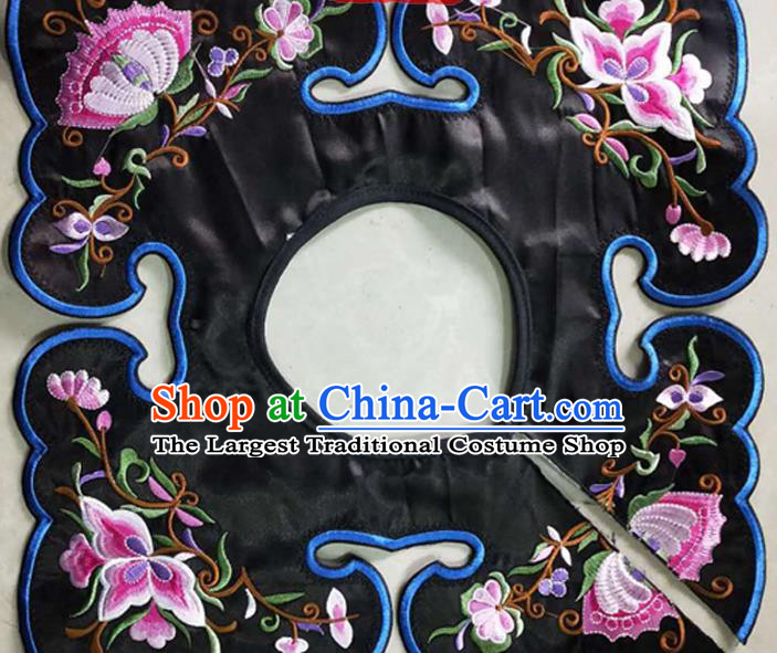 Chinese Traditional Embroidered Flowers Pattern Black Patch Embroidery Craft Qing Dynasty Embroidered Shoulder Accessories