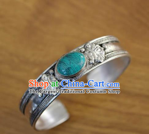 Chinese Traditional Tibetan Nationality Green Kallaite Bracelet Jewelry Accessories Decoration Handmade Zang Ethnic Silver Carving Bangle for Women