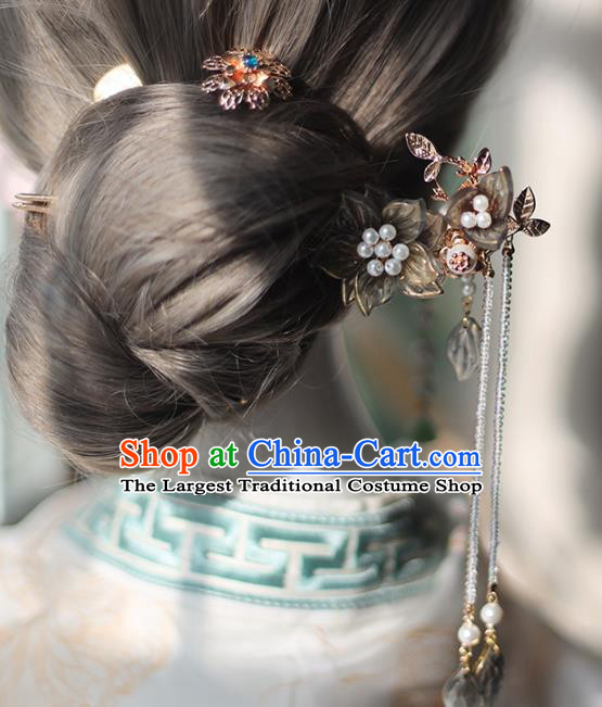 Handmade Chinese Beads Tassel Hair Clip Traditional Classical Hanfu Hair Accessories Ancient Grey Lotus Hairpins for Women