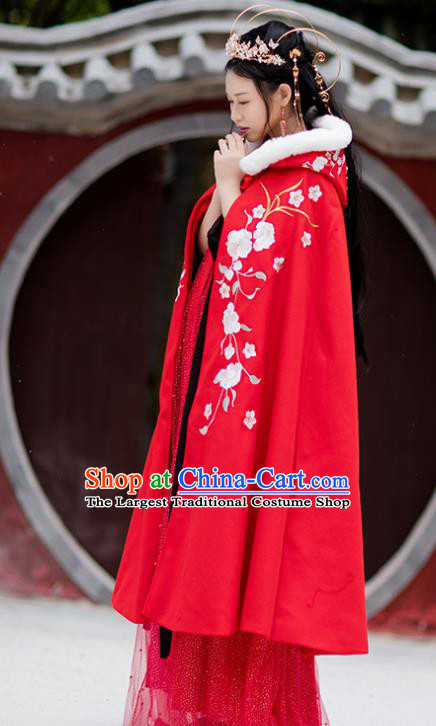 Chinese Ming Dynasty Embroidered Red Cloak Costumes Traditional Ancient Hanfu Garment Winter Woolen Cape for Women